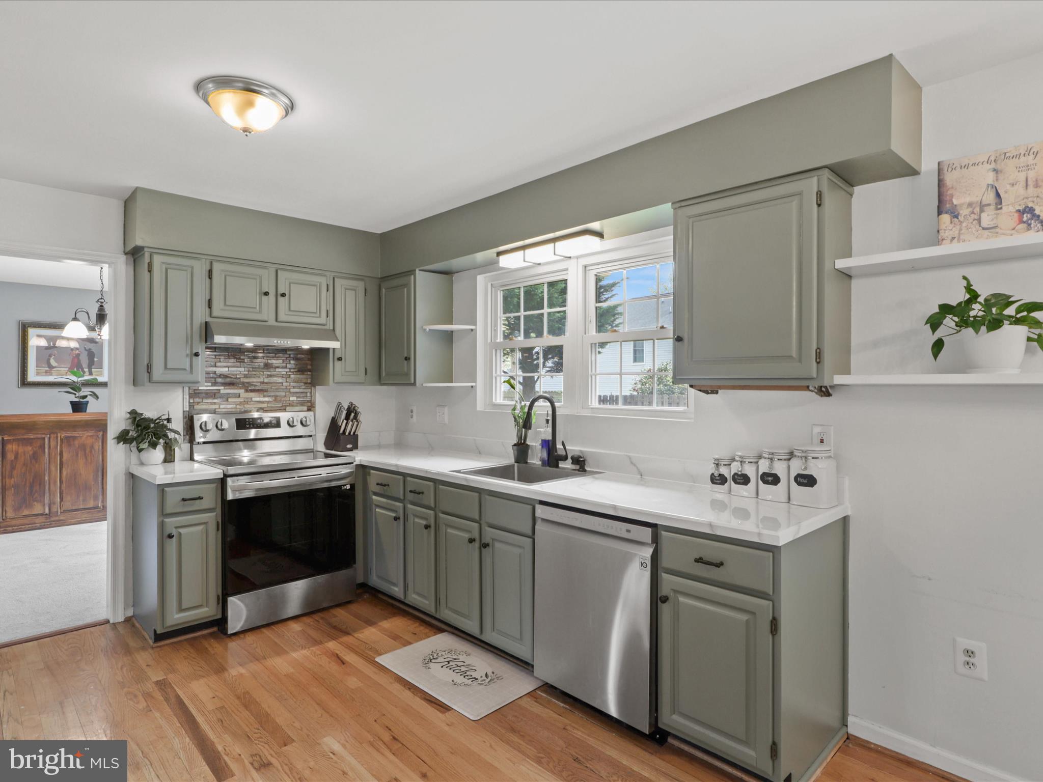 214 PRIMAVERA CIRCLE