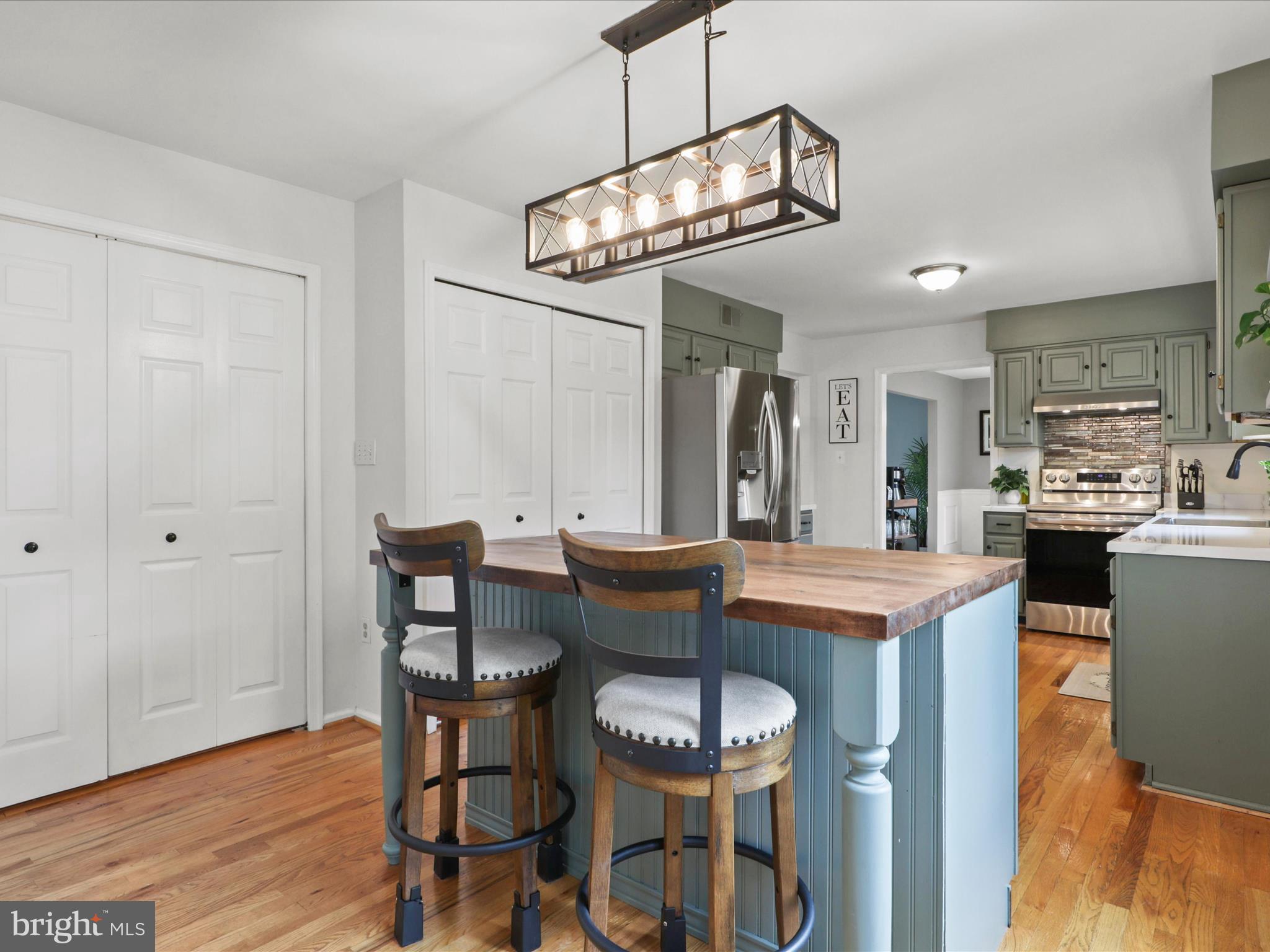 214 PRIMAVERA CIRCLE