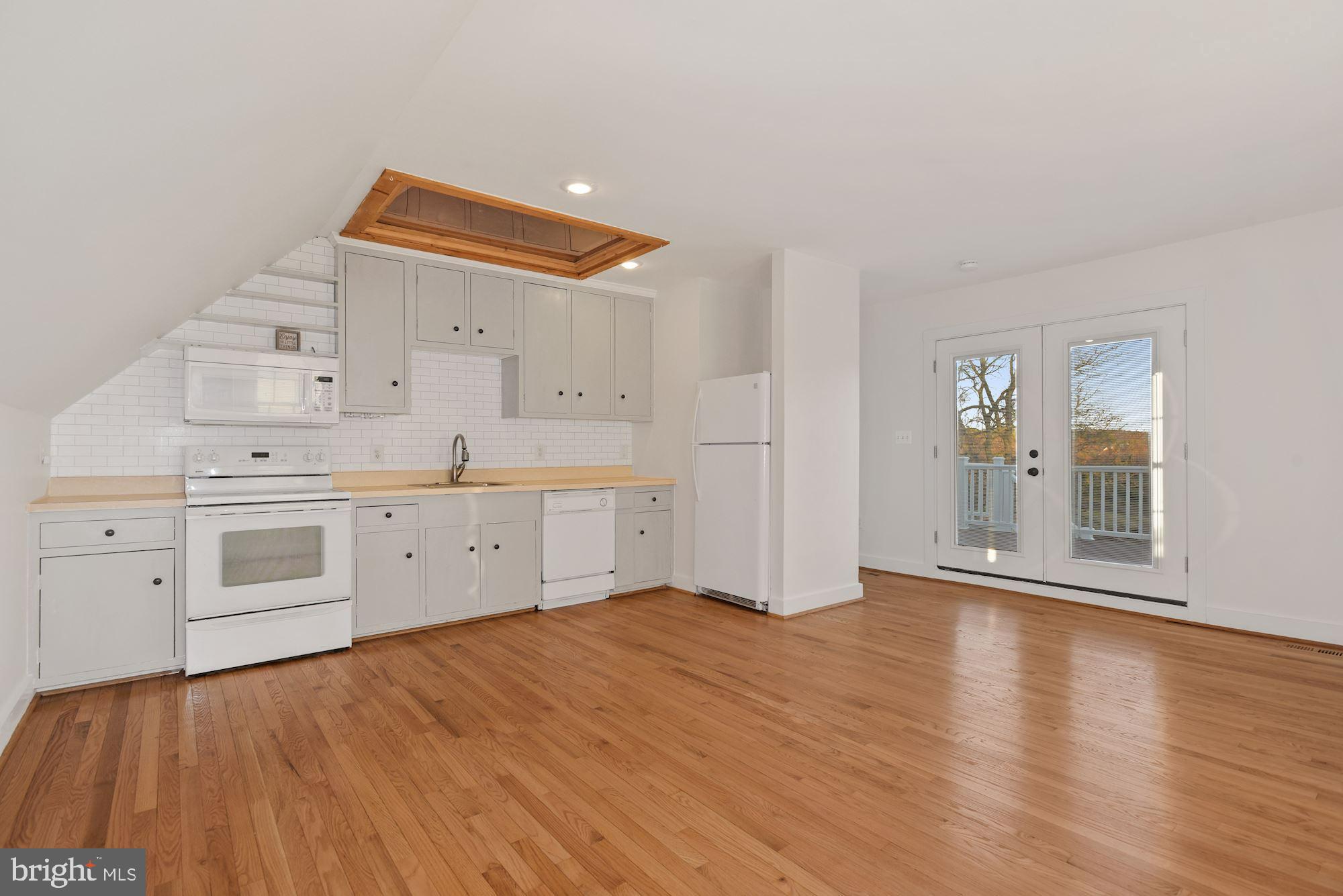 23766 CHAMPE FORD (BARN UNIT) ROAD