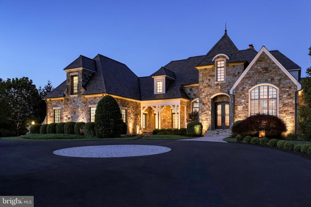 22786 CREIGHTON FARMS DRIVE