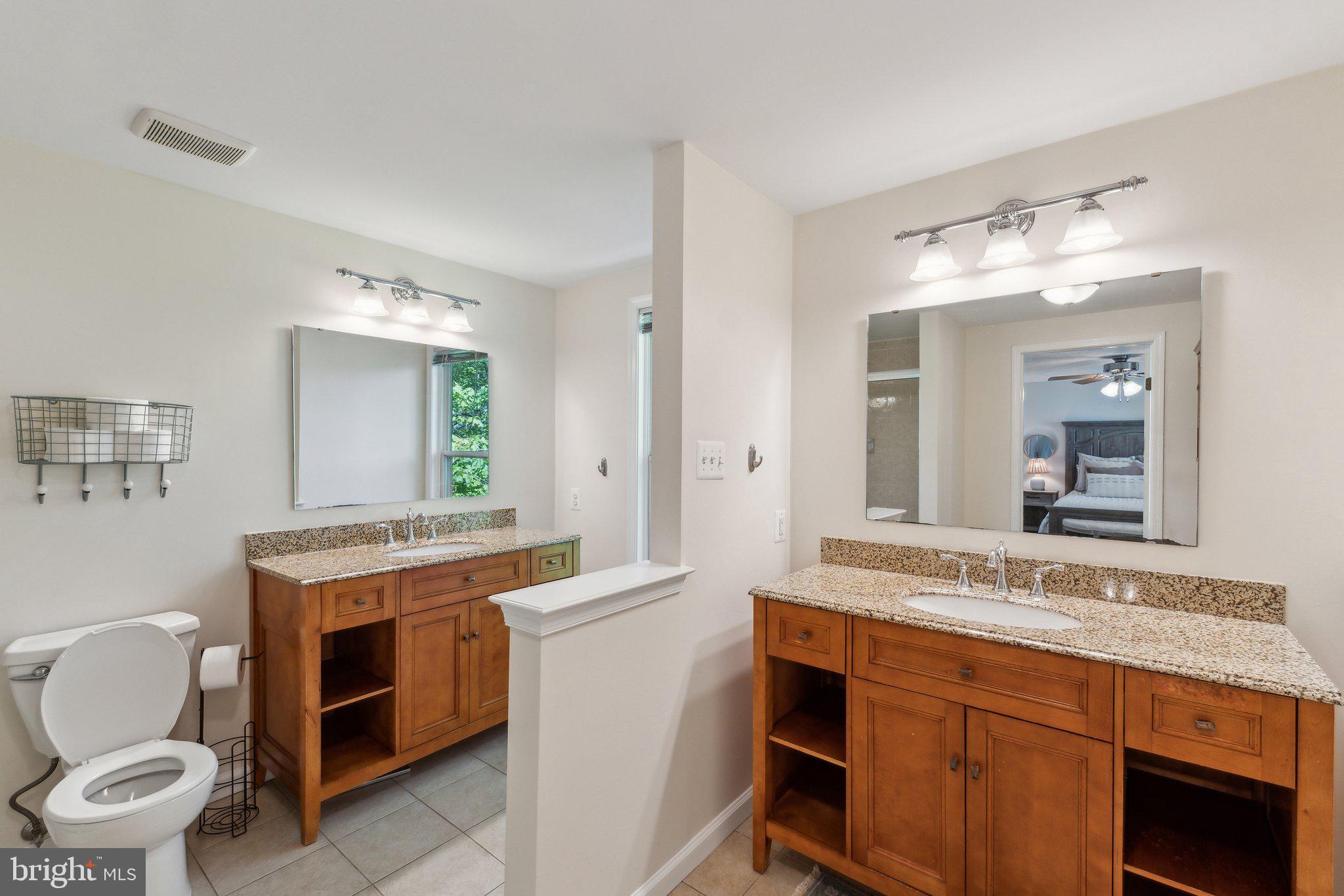 15184 HOLLEYSIDE DRIVE