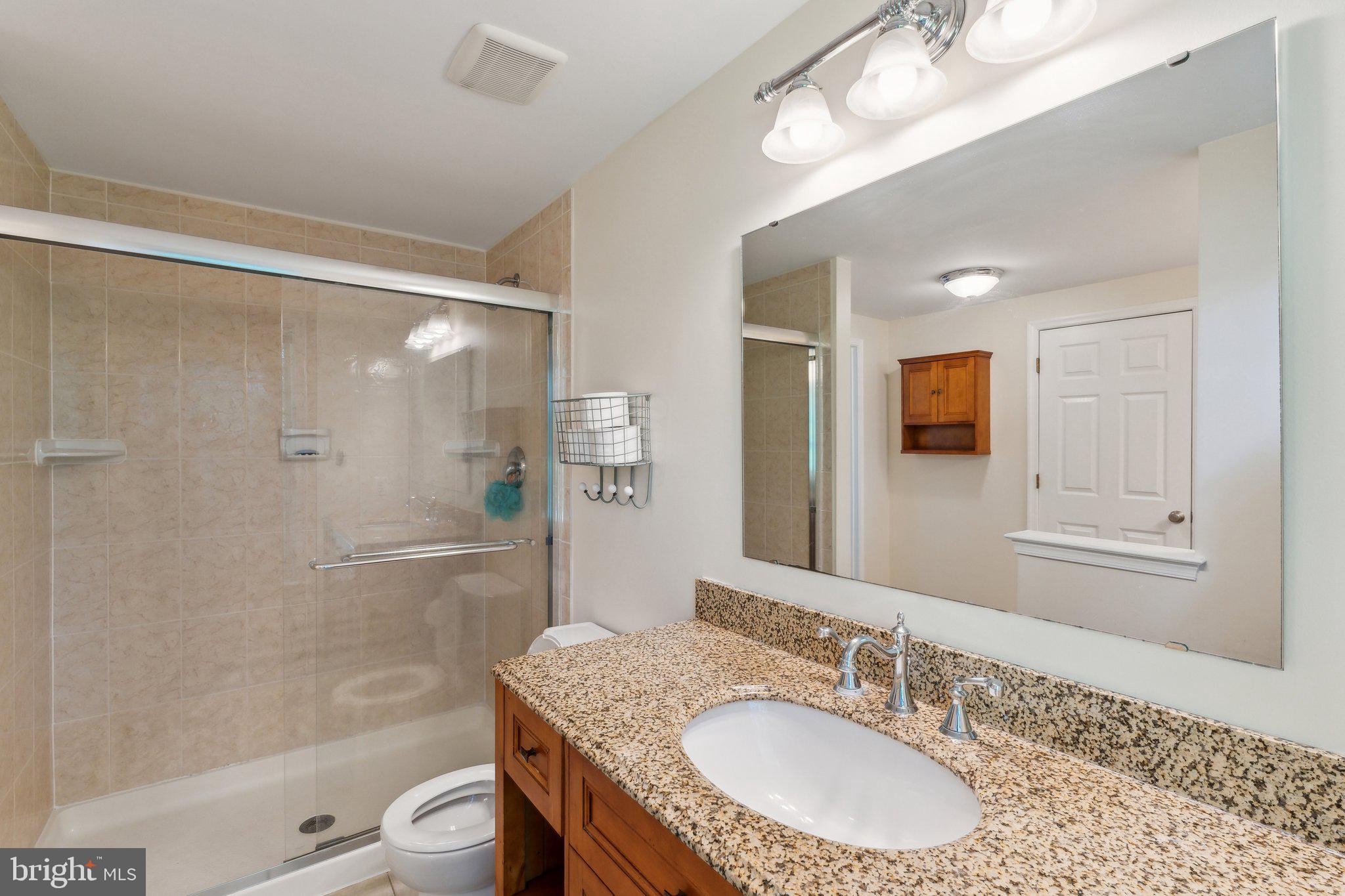 15184 HOLLEYSIDE DRIVE