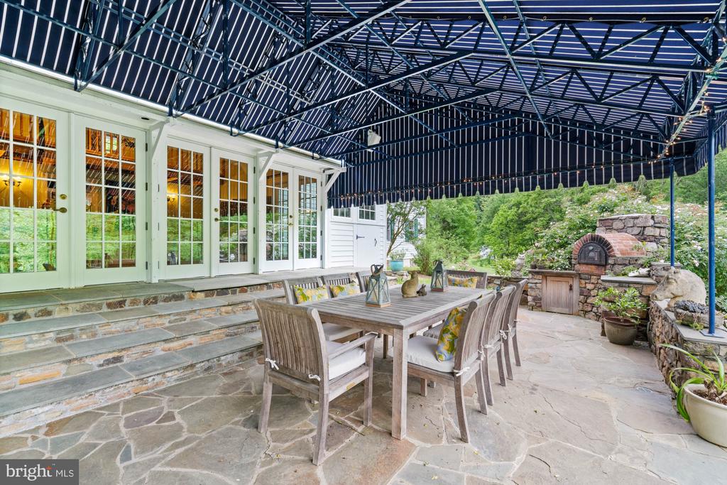 501 RICHMOND ROAD