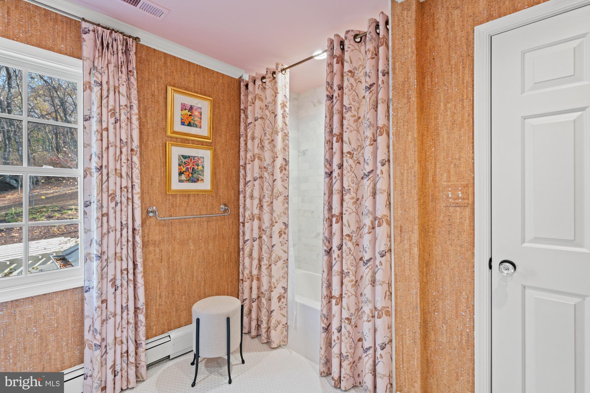 1126 F T VALLEY ROAD