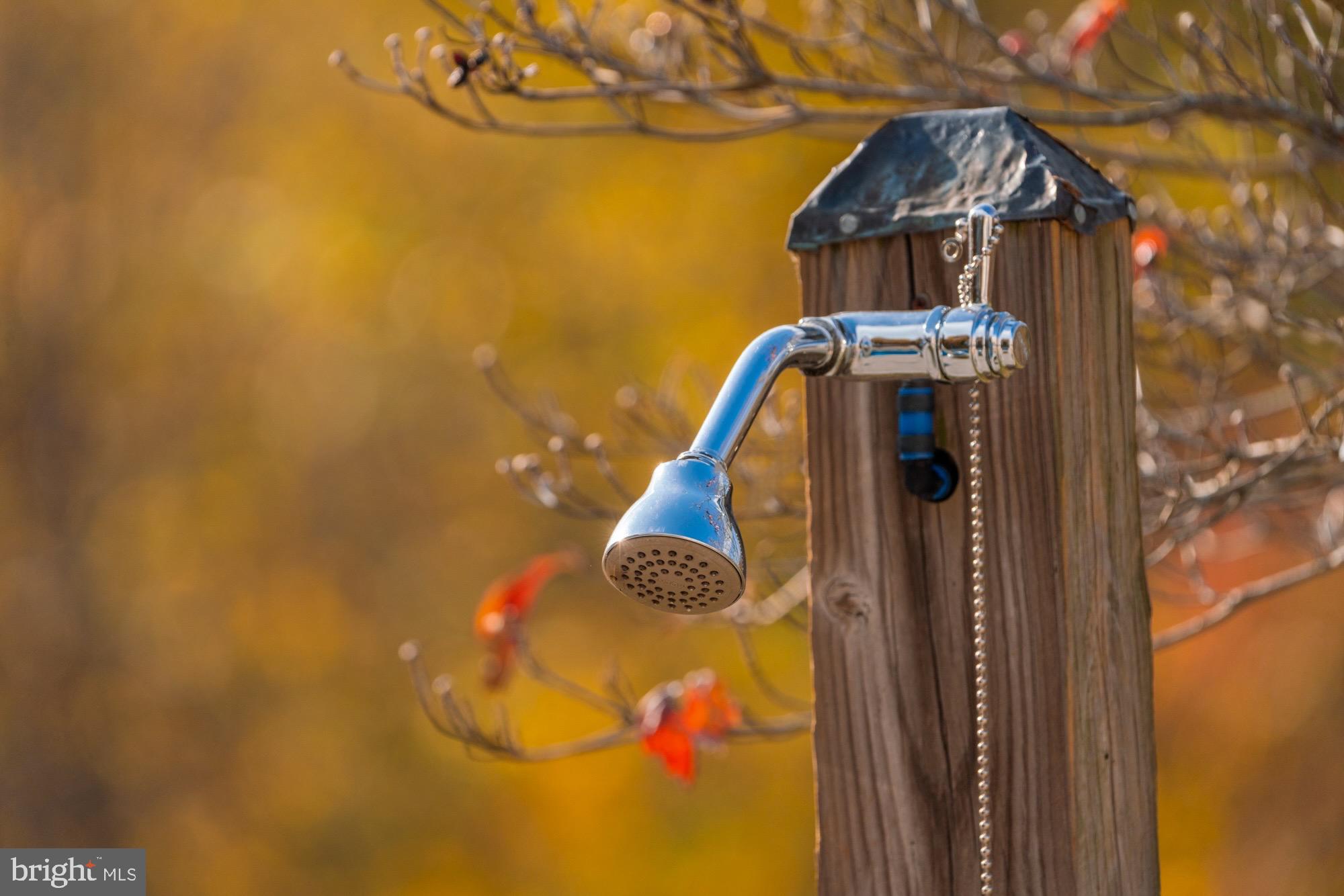 1126 F T VALLEY ROAD