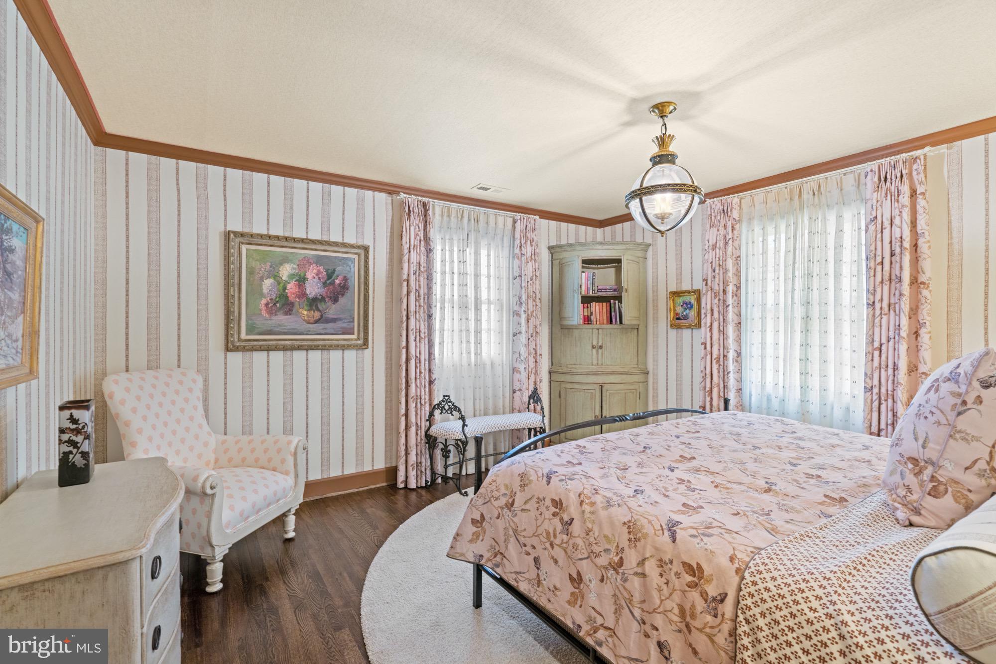 1126 F T VALLEY ROAD