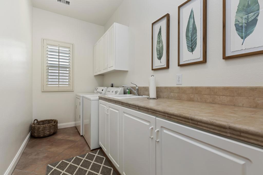47925 Wind Spirit Drive