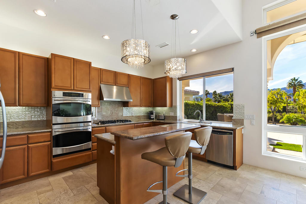 79055 Mission Drive W