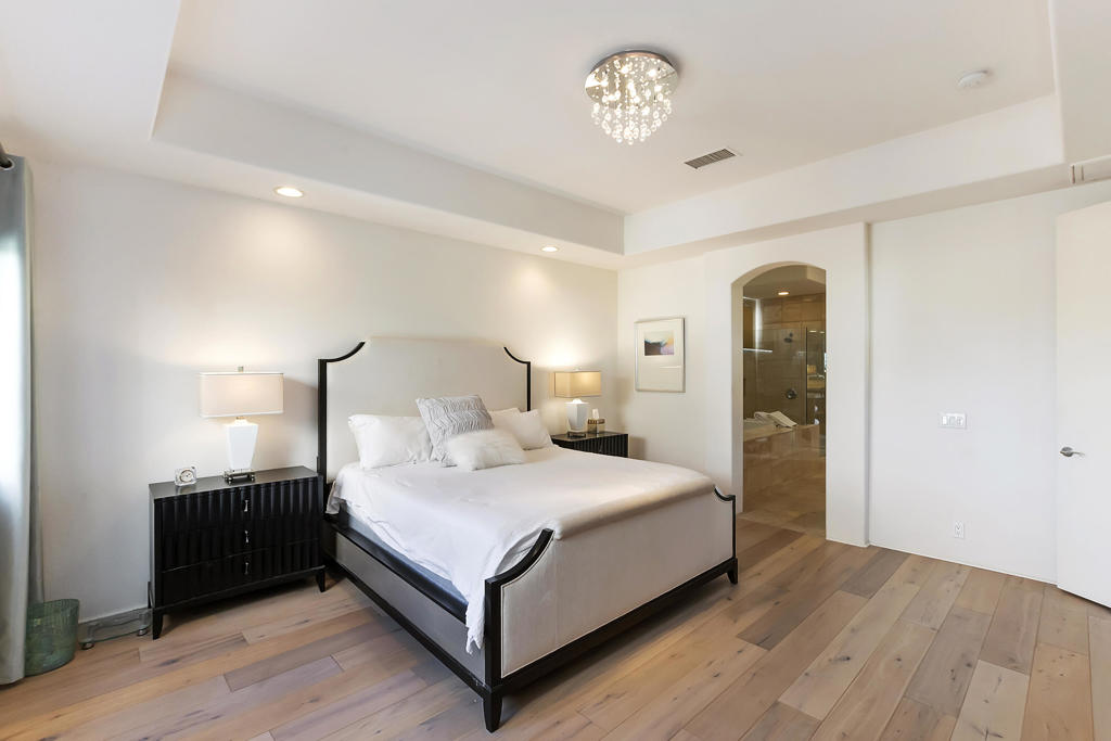 79055 Mission Drive W