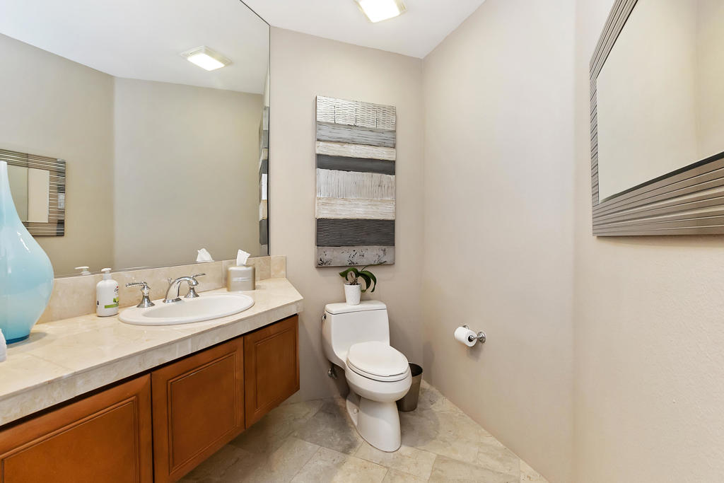 79055 Mission Drive W
