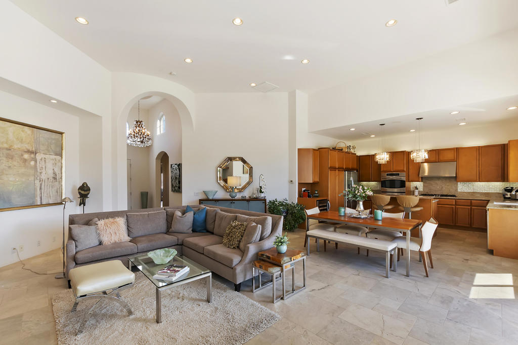 79055 Mission Drive W
