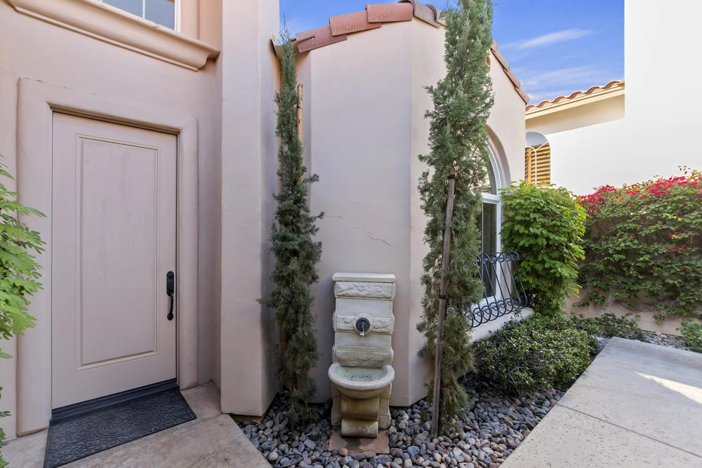 79055 Mission Drive W