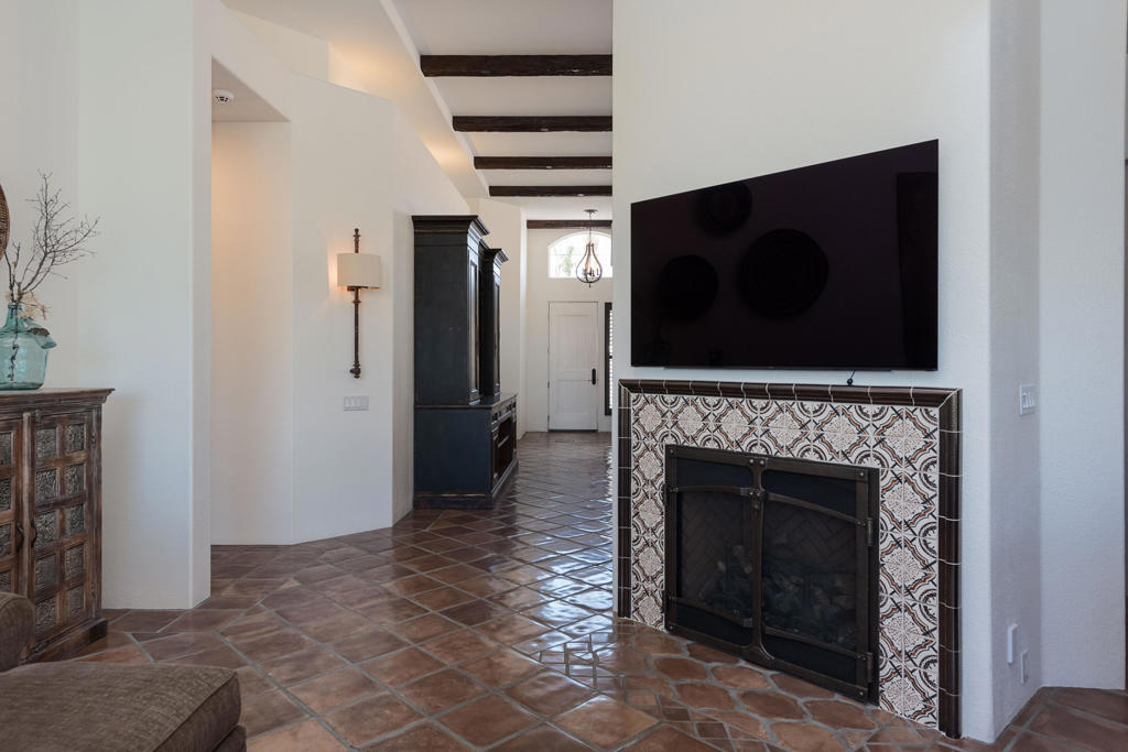 78920 Cabrillo Way