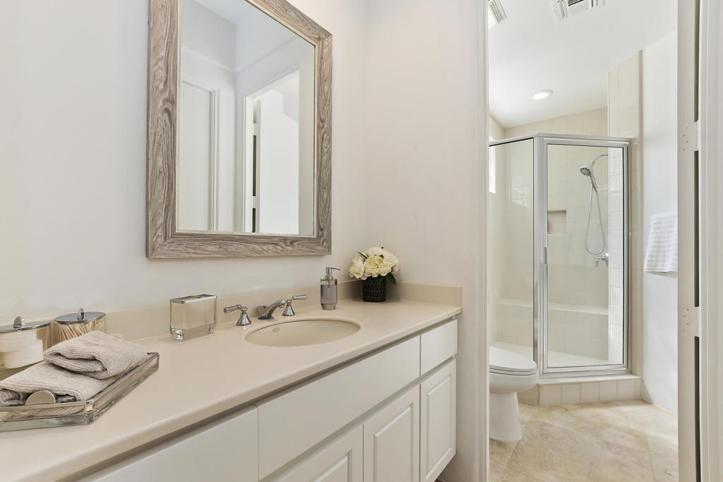 79568 Mission Drive E