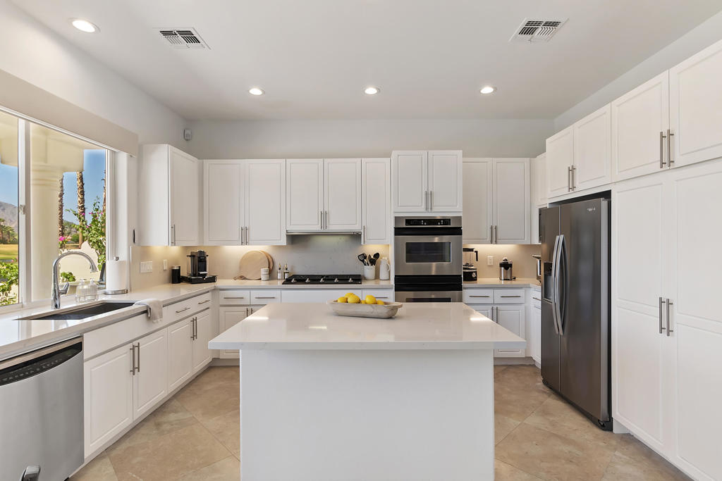 79568 Mission Drive E