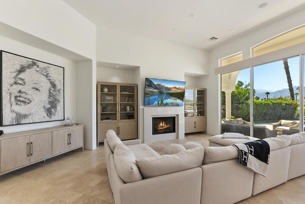 79568 Mission Drive E