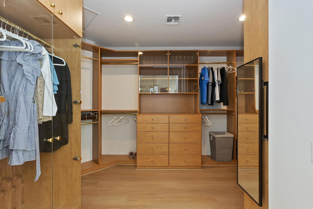 79568 Mission Drive E