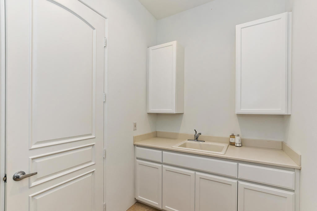 79568 Mission Drive E