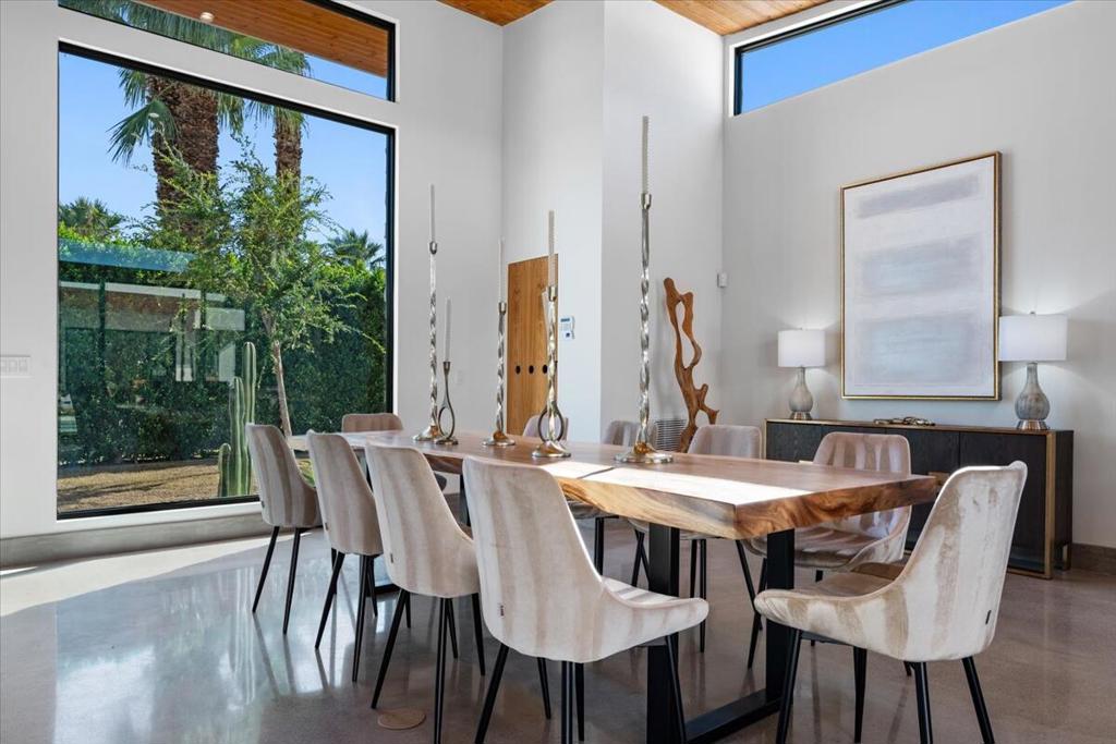 524 E E Miraleste Court Court