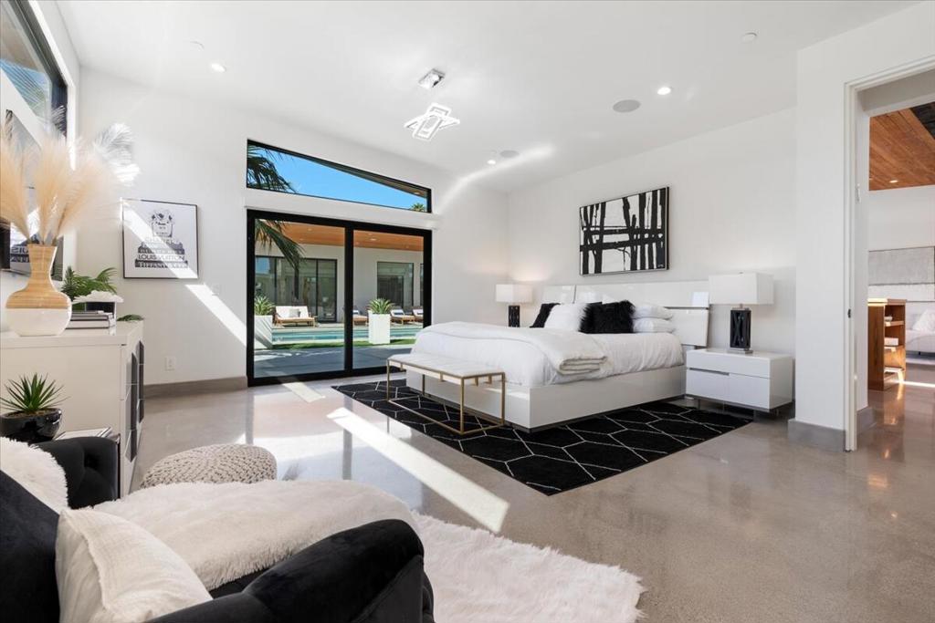 524 E E Miraleste Court Court