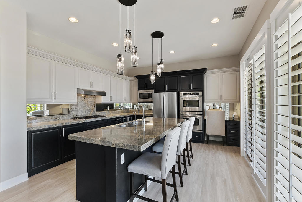 77939 Desert Drive
