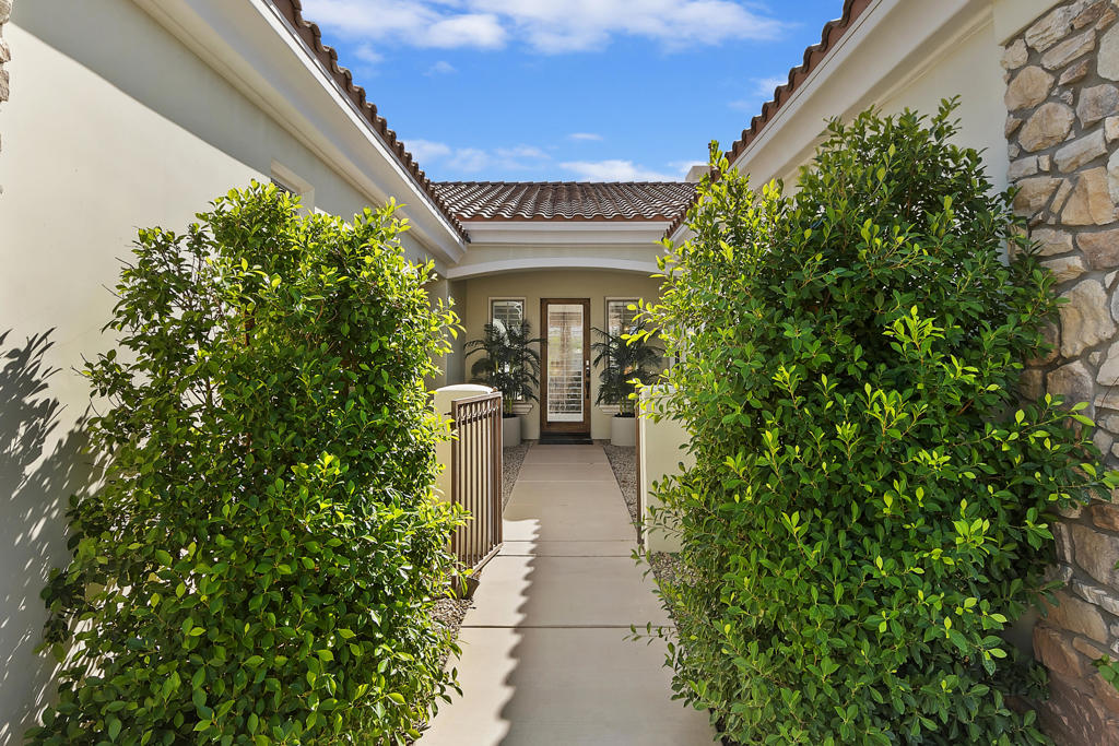 77939 Desert Drive