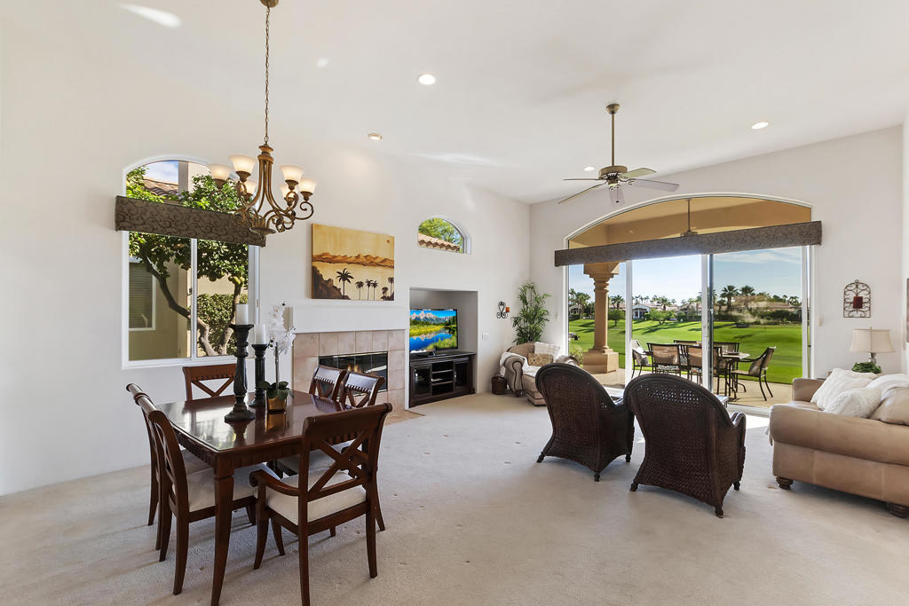 48250 Casita Drive