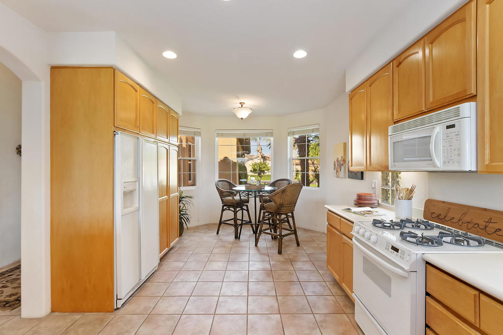 48250 Casita Drive