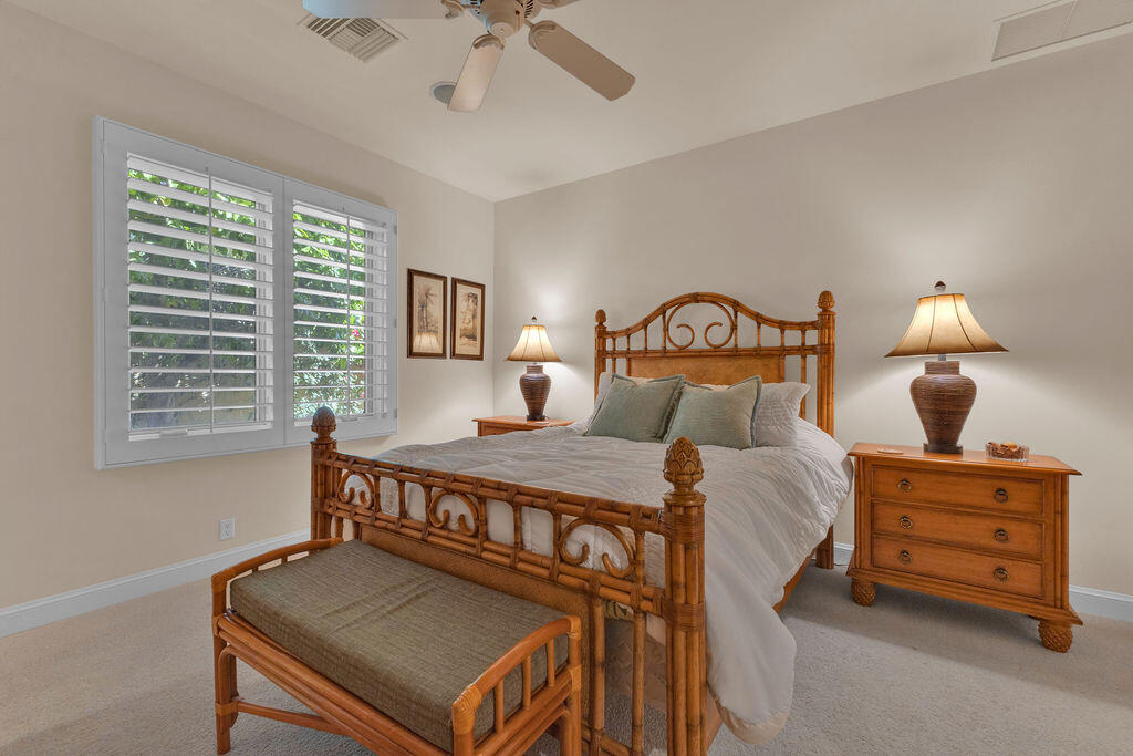 55695 Royal St. George