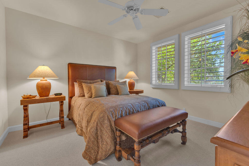 55695 Royal St. George