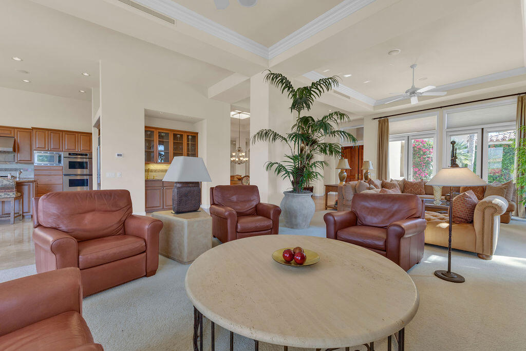 55695 Royal St. George