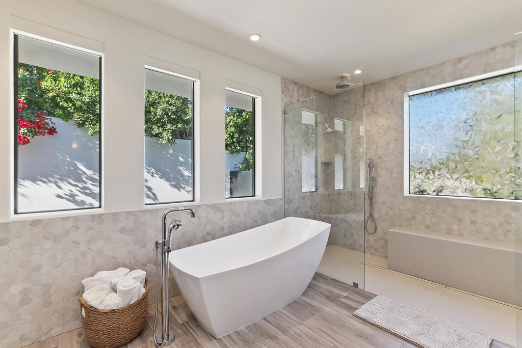 72239 Desert Drive Drive