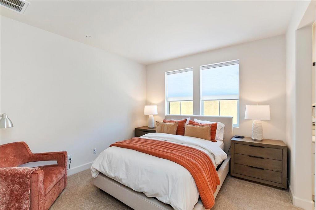 80435 Palatine Crt Court