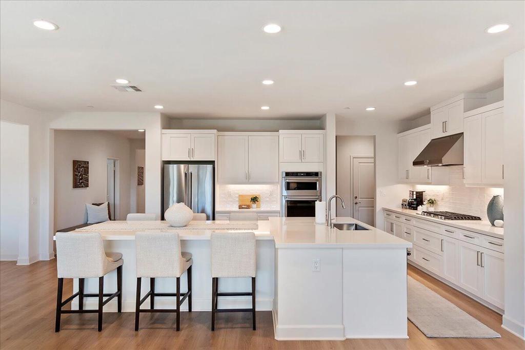 80435 Palatine Crt Court