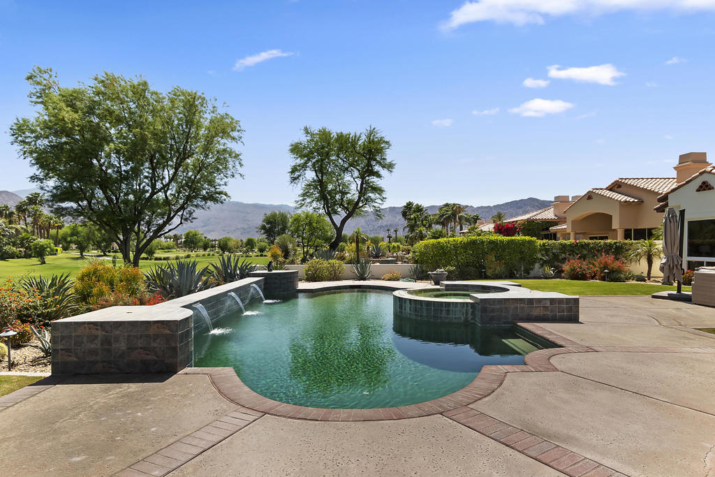 48644 Vista Palomino