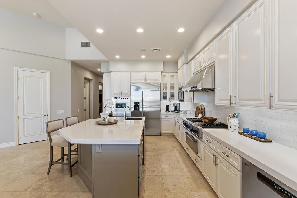 48644 Vista Palomino