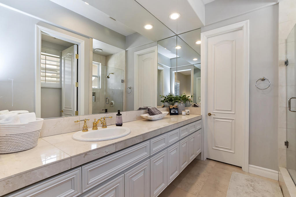 48644 Vista Palomino