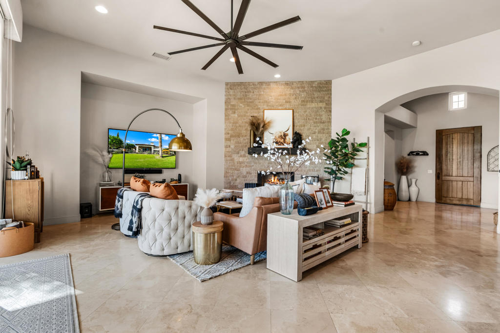 56738 Palms Dr Drive