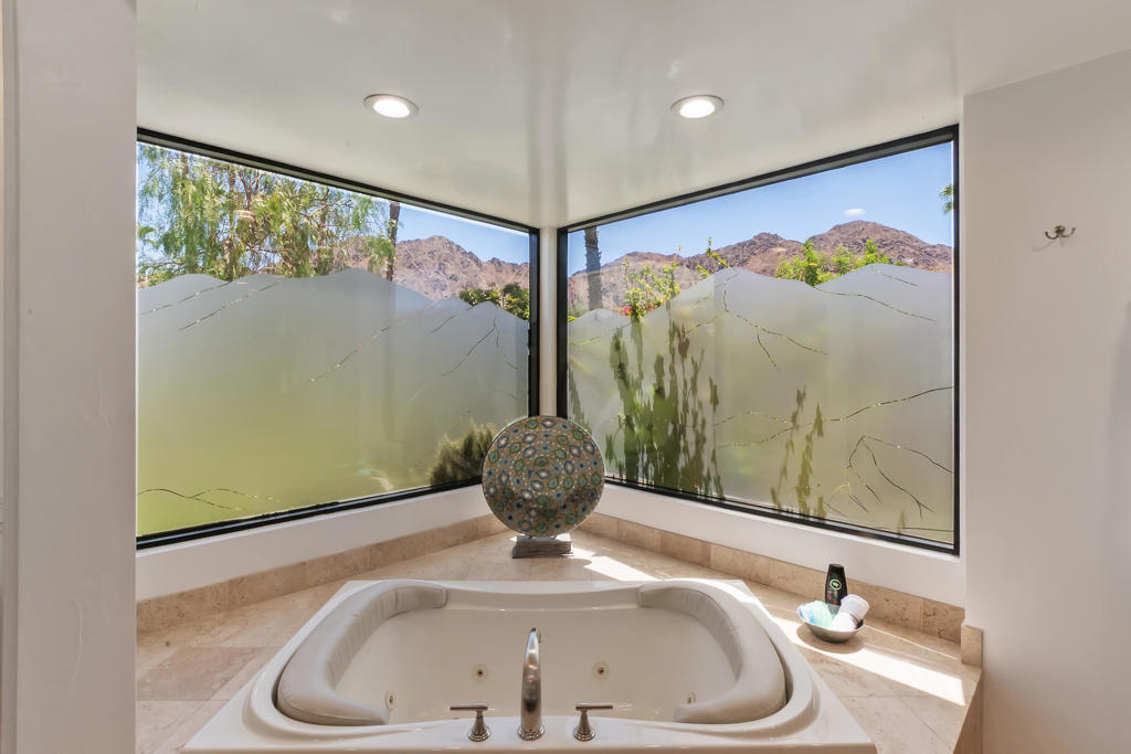 45675 Sugarloaf Mountain Trail