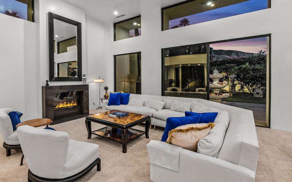 45675 Sugarloaf Mountain Trail