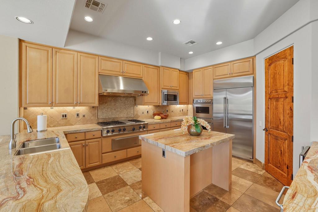 49463 Via Conquistador