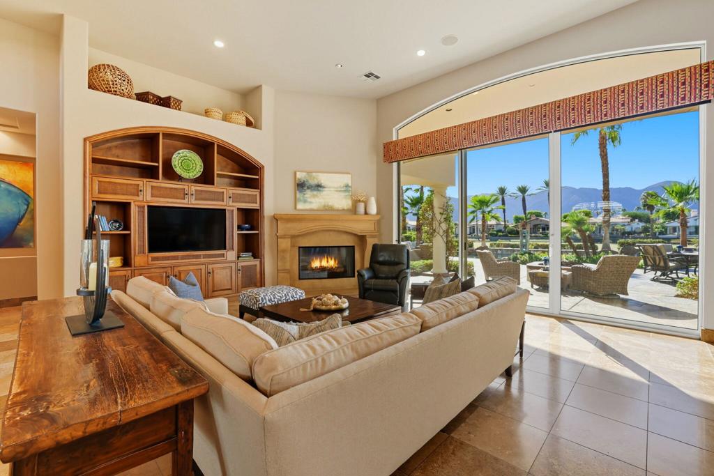 49463 Via Conquistador