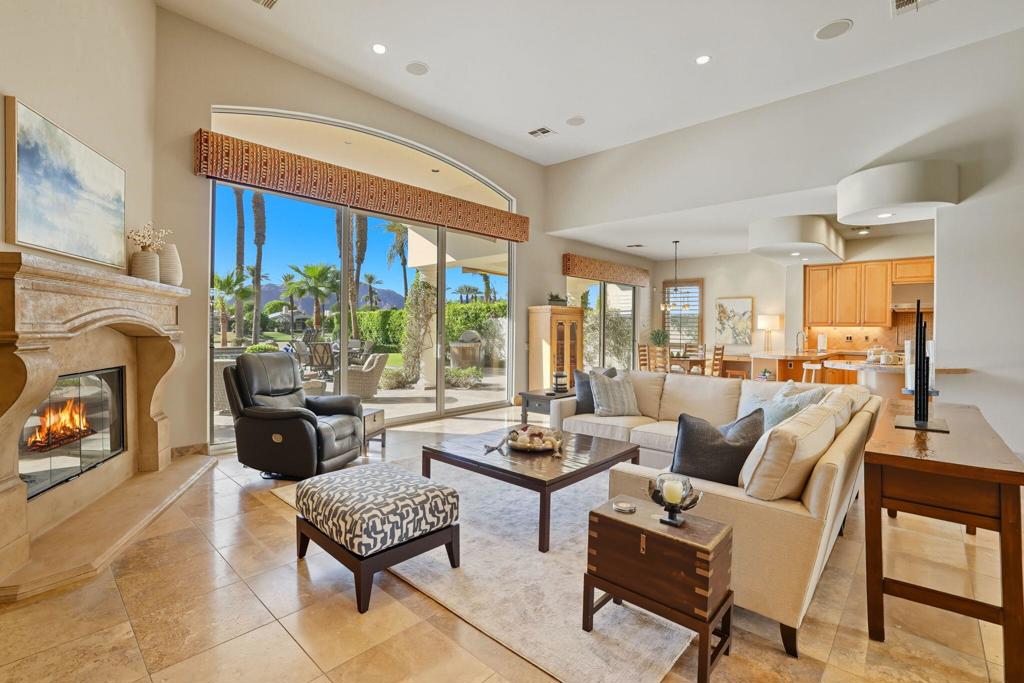 49463 Via Conquistador