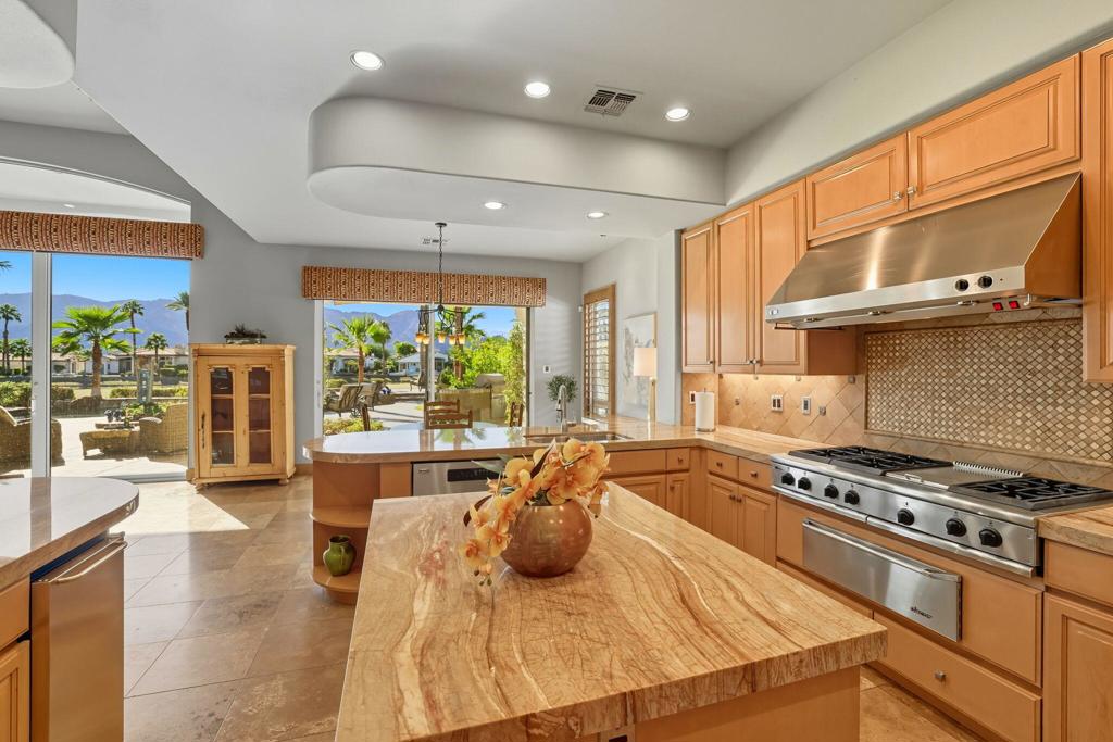 49463 Via Conquistador