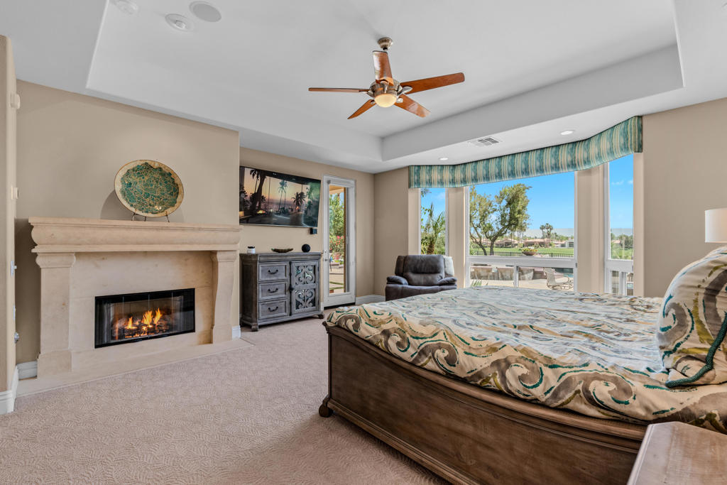 49568 Via Conquistador