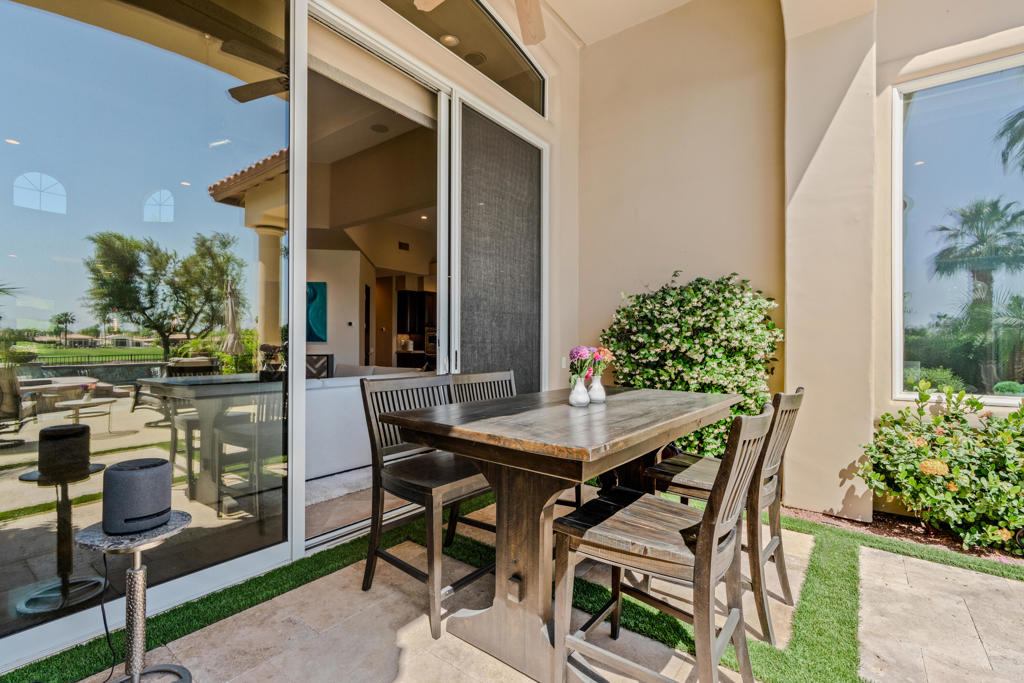 49568 Via Conquistador