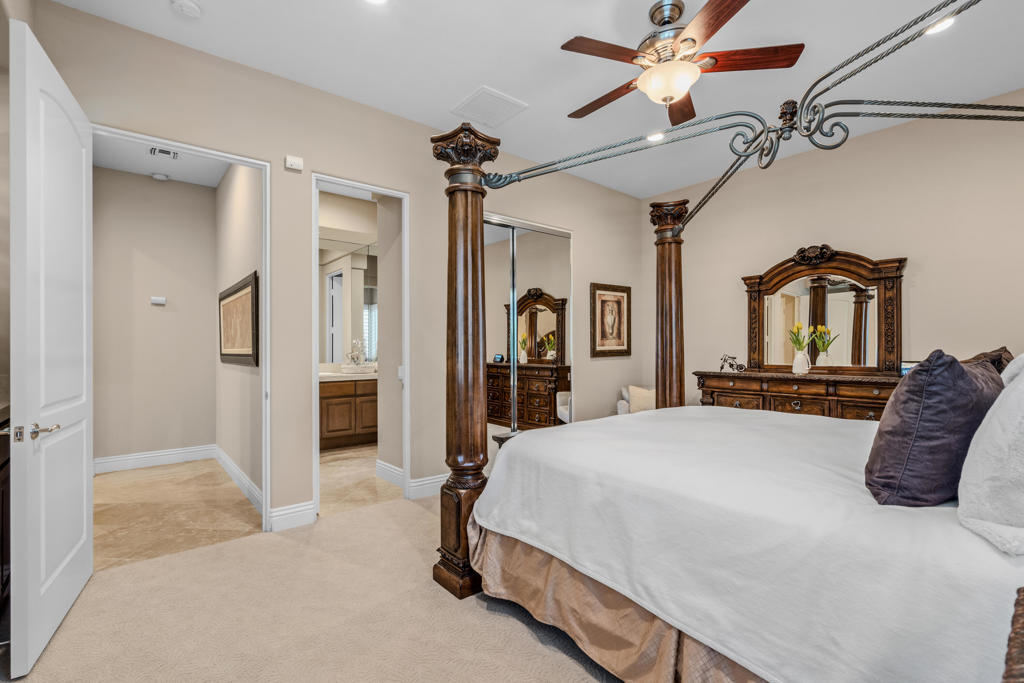 49568 Via Conquistador