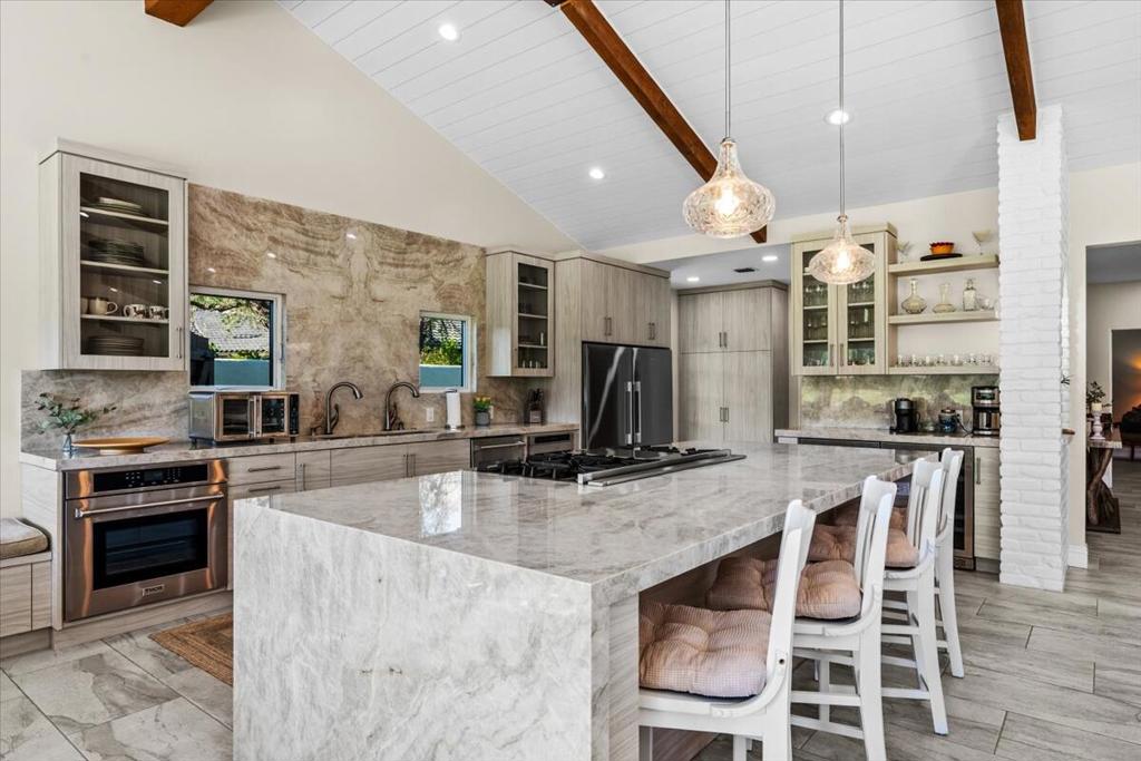 48731 San Vicente Street