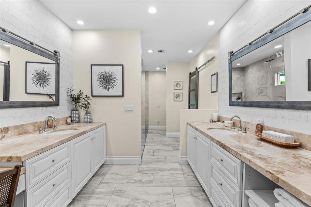 48731 San Vicente Street