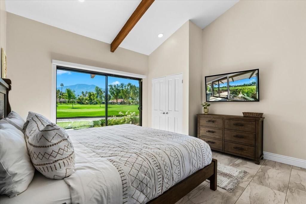 48731 San Vicente Street